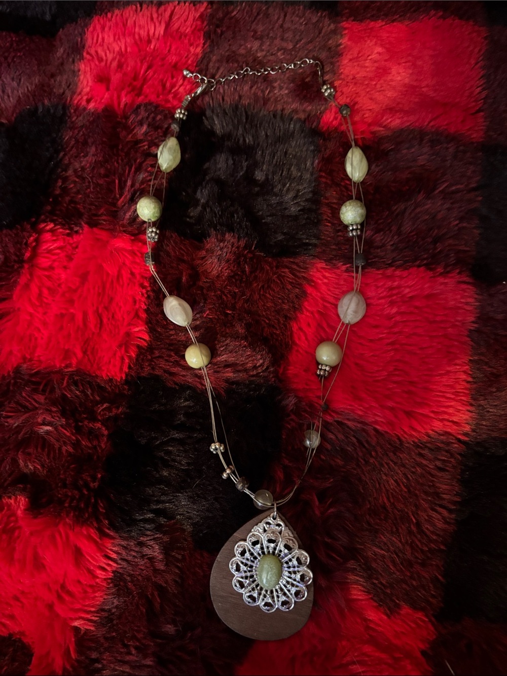 Handcrafted Green Bead Pendant Necklace - Women Jewelry